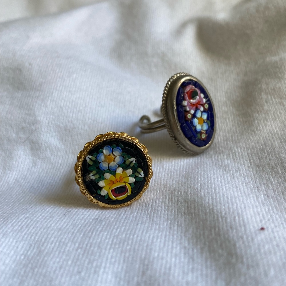 2x Vintage Italian Mosaic Glass Floral Rings